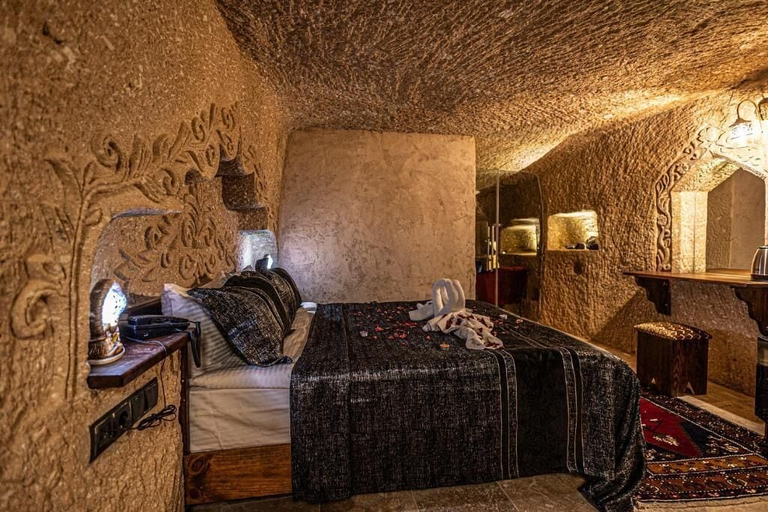 Bedroom 3, Zümrütü Anka Cave, Ürgüp