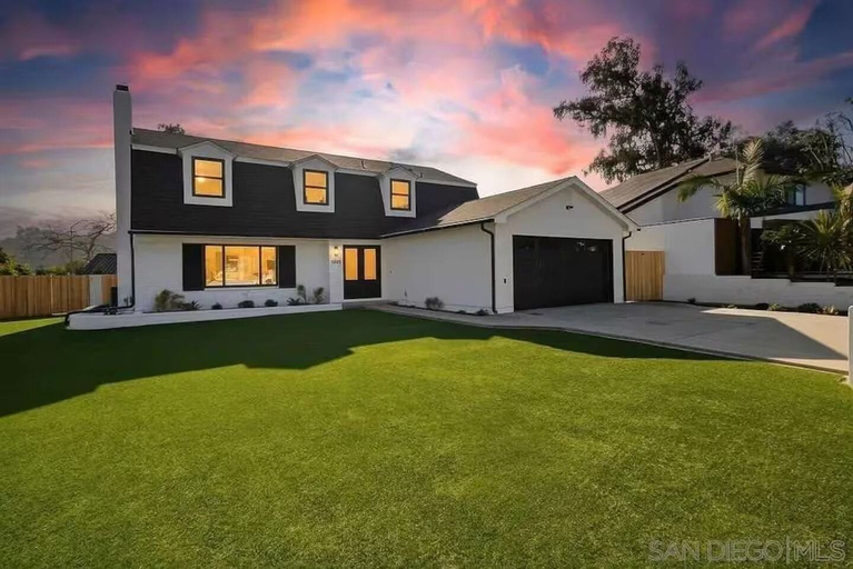 Exterior, Large Group Wellness Retreat w Spa & Gym, San Diego