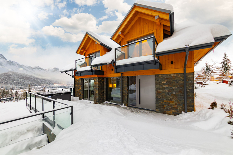 Front of property 3, Landscape Cyrhla with SPA by BQQK, Tatra