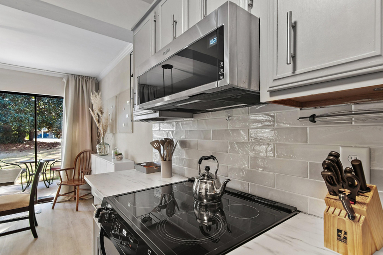 Private kitchen 2, Seascape Golf Villas 91B, Walton