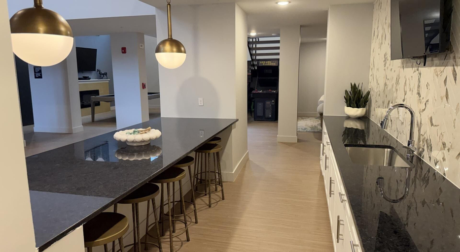 Lounge 3, Landing Apartments near Rivergate Park Area, Cuyahoga