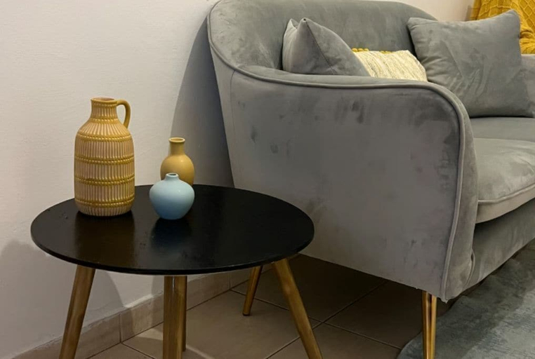 Living area, Spacious Room & Shared Bath in Valletta