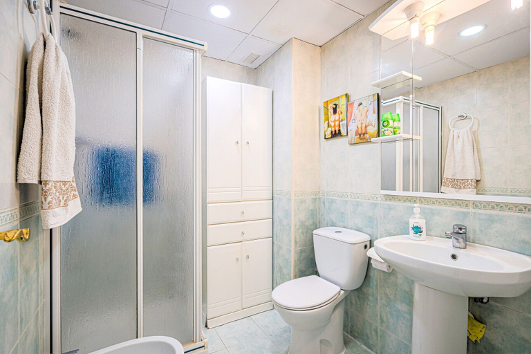 Bathroom 4, Delightful Apartment in El Campello, Alicante