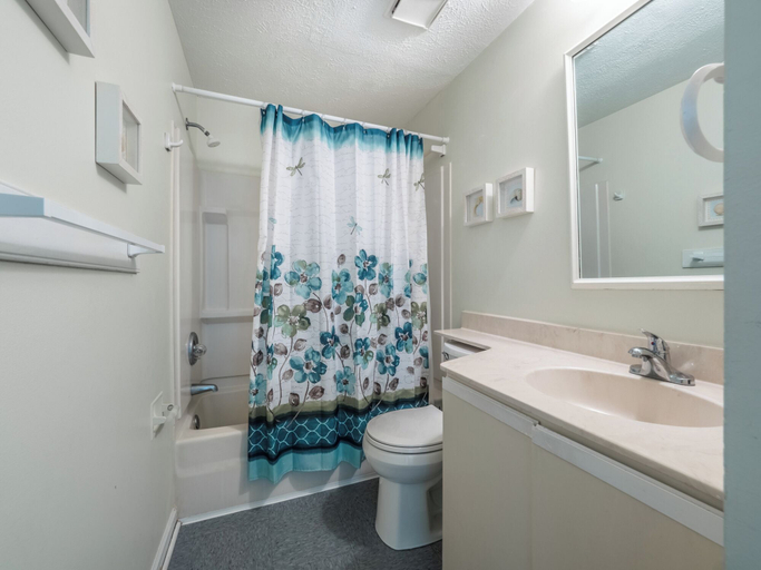 Bathroom 5, Ocean Dunes by Carolina Retreats, New Hanover