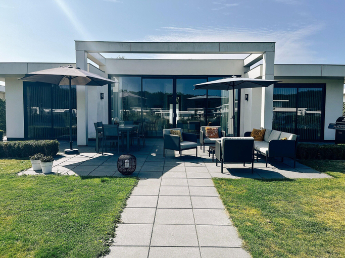 Others 1, Villa in Zeewolde With Private Jetty, Zeewolde