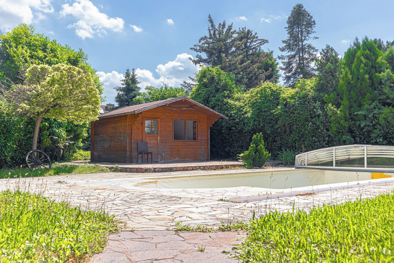 Pool, Spacious Garden Villa | 16 Guests, Wien