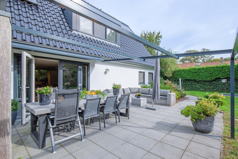 Exterior 4, Lovely Villa on the Edge of the Forest, Texel