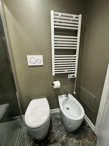 Bathroom 2, Laurina Home Collection, Rome