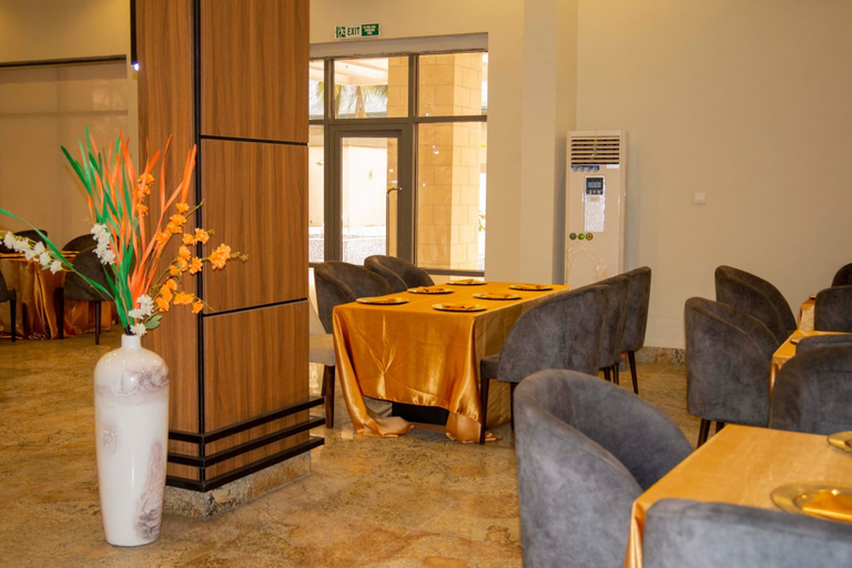 Dining 3, MARVEL HOTEL & SUITES LIMITED, Obio/Akp