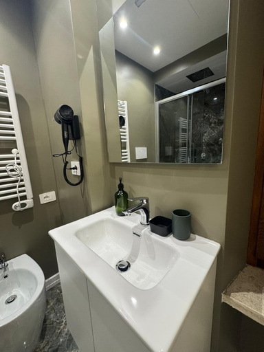 Bathroom 5, Laurina Home Collection, Rome