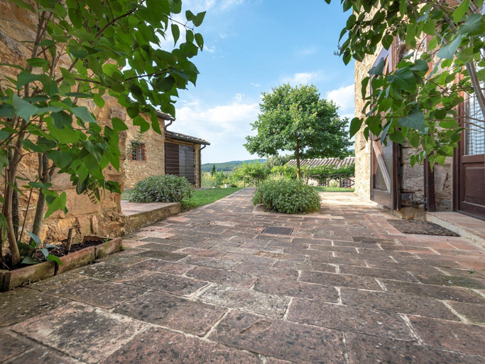 Others 3, Apartment in Chianti With Pool ID 3939, Siena