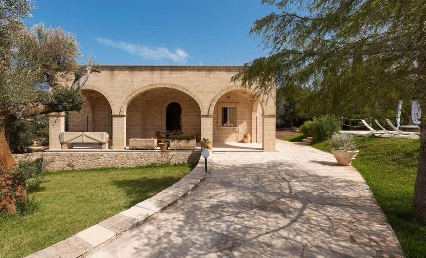 Room 5, 1173 Villa Satis in Casarano, Lecce