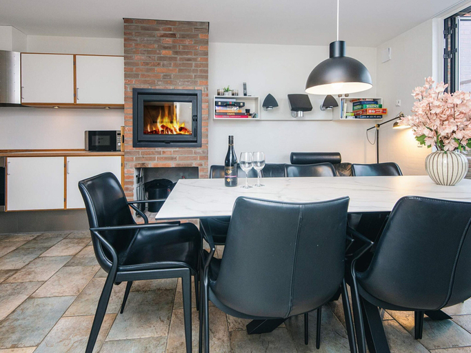 Others 5, 4 Star Holiday Home in Romo, Tønder