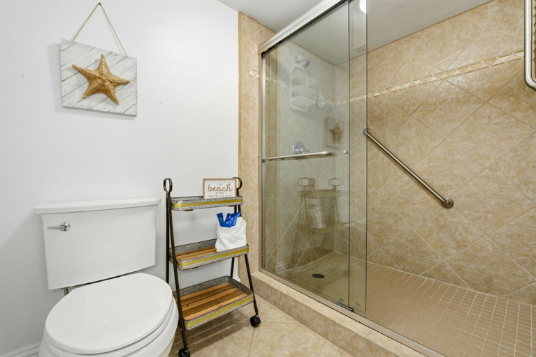 Bathroom 3, Seaspray Riverside 712, Escambia