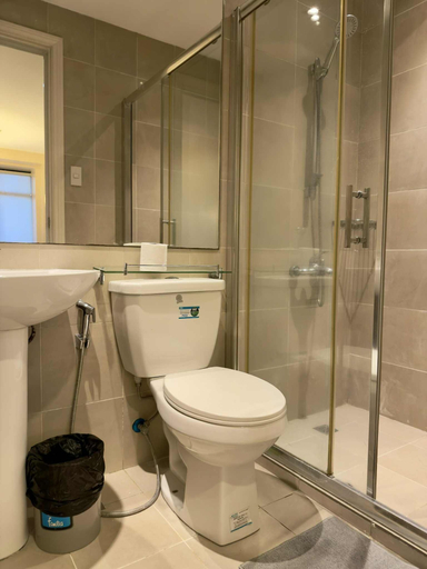 Bathroom 5, Makati City Poblacion 1 bedroom, Makati City