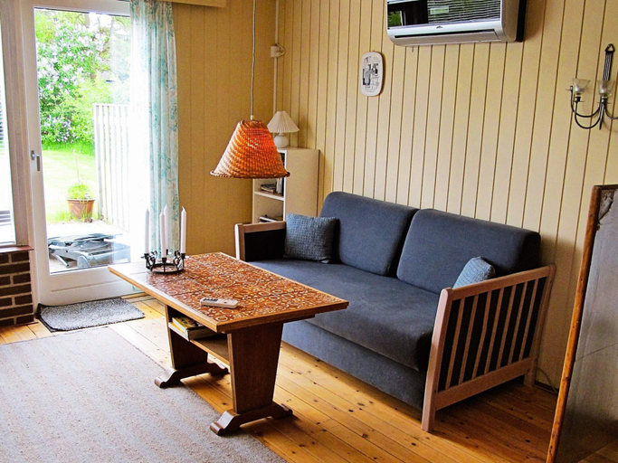 Others 4, 6 Person Holiday Home in Vaeggerlose, Guldborgsund