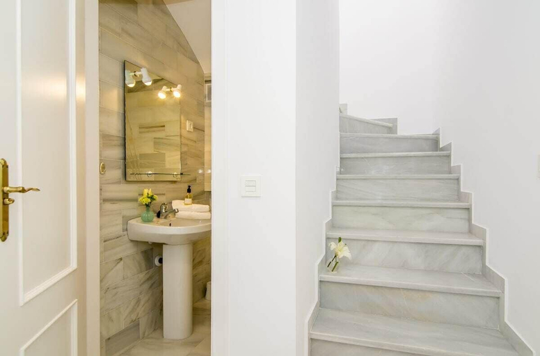 Bathroom 4, Eld1-stunning 2 Bedroom Penthouse in Puerto Banus, Málaga