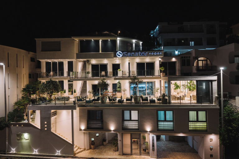Exterior & Views 2, Hotel Senator