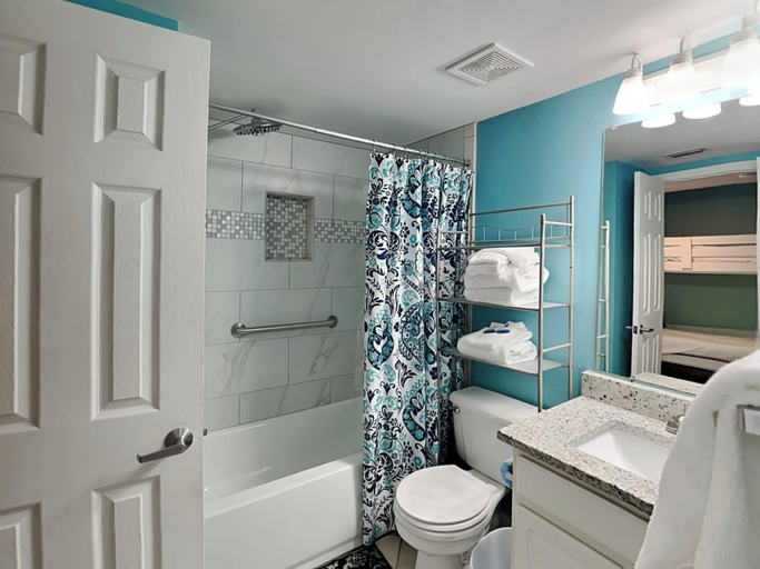 Bathroom 4, Westwind #804 by Southern Vacation Rentals, Baldwin