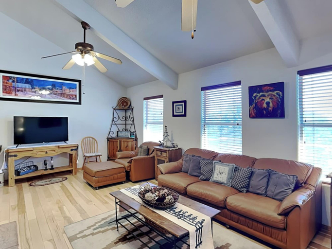 Others 5, East Mountain View by Ruidoso Vacation Rentals, Lincoln