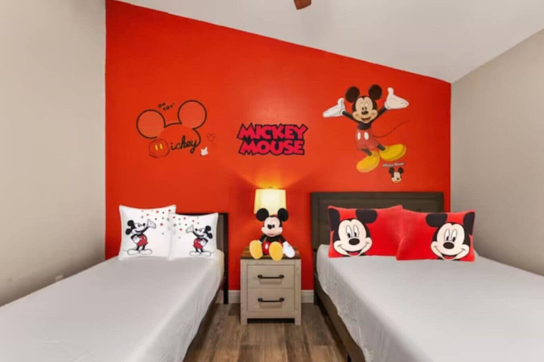 Interior 4, NEW King Bed Glow In The Dark Kid Cave, Osceola