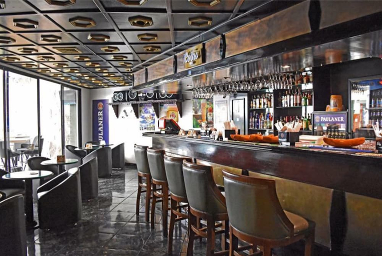 Food & Drinks 5, Hotel Excelsior, Distrito Central