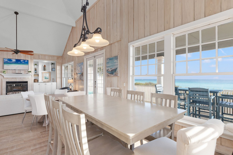 Food & Drinks 5, A Winterpast by the Sea - Gulf Front With Private Pool, Walton