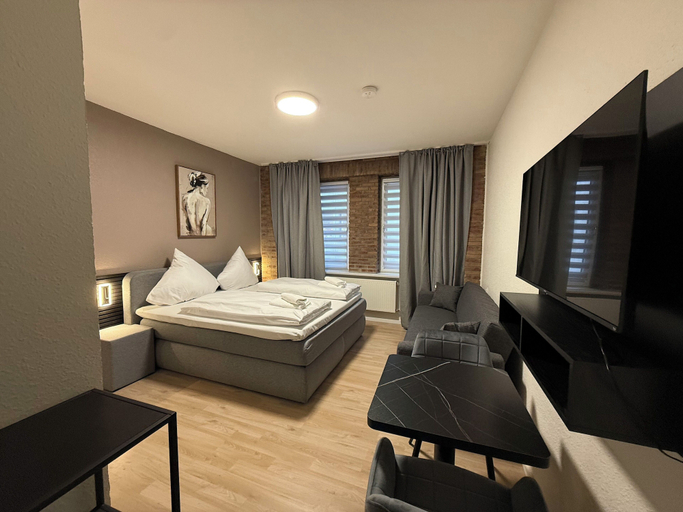 Room 3, SHIN CENTRAL, Essen