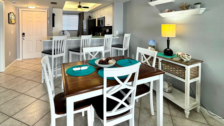 Room 3, Beach Watch in Bonita Springs, Lee