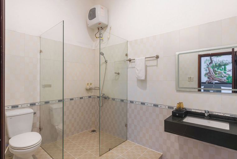 Bathroom 3, Grand Center Dalat by Lilly Hotel, Đà Lạt