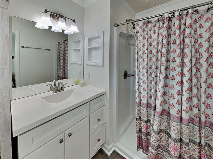 Bathroom 3, Bellcove by Topsail Realty, Onslow