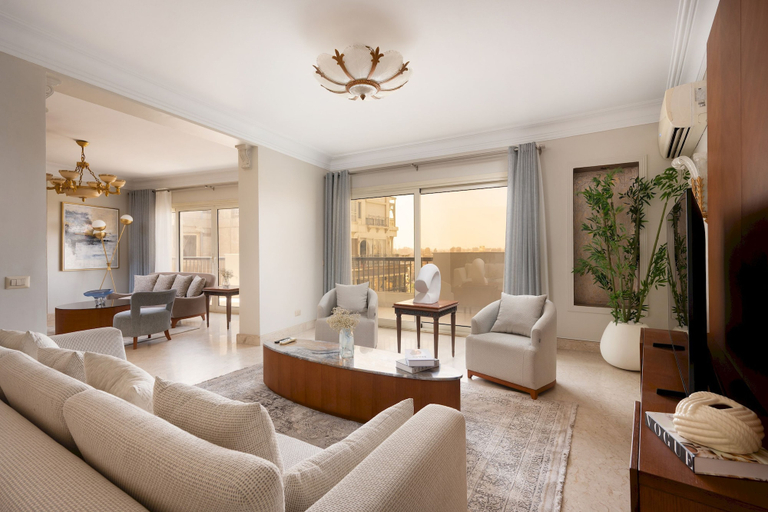 Room 3, Vesta- Luxury Panoramic Duplex - 3br- Zamalek II, Imbabah