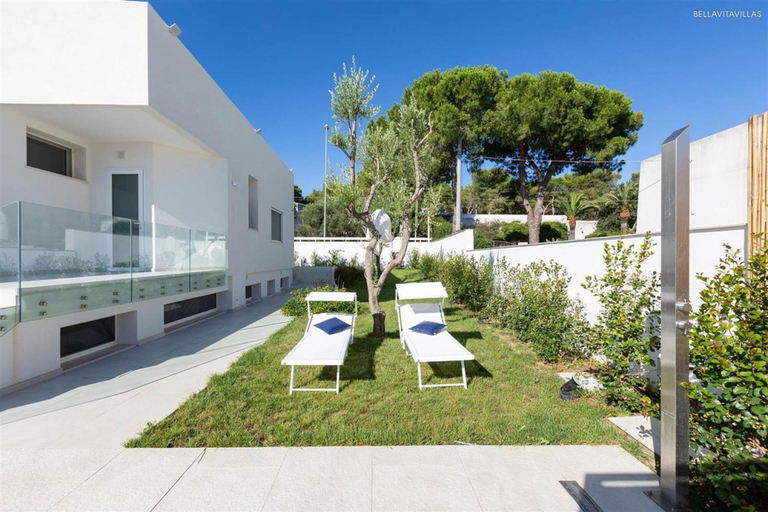 Room 3, 2083 Villa Gea in Matino, Lecce