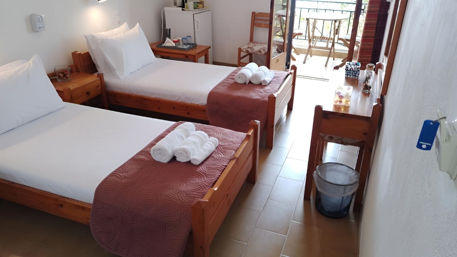 Bedroom 5, Loggia, Crete