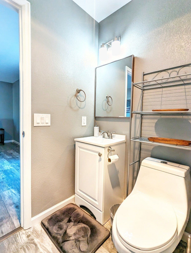 Interior 5, 3330 Mirage, El Paso