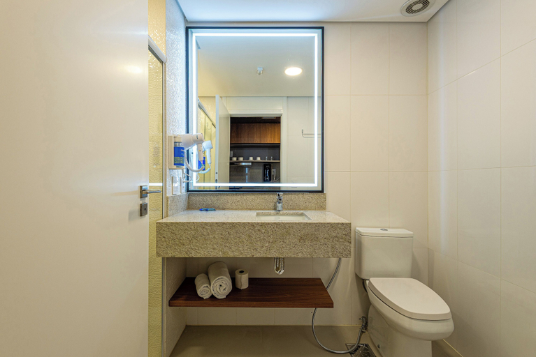 Bathroom 3, Roomo Transamerica Goiânia Orion, Goiania