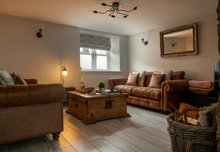 Living room 3, Charming Cottage in Caerway, No Deposit, Flintshire