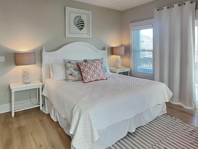 Bedroom 2, Queens Grant by Topsail Realty, Pender