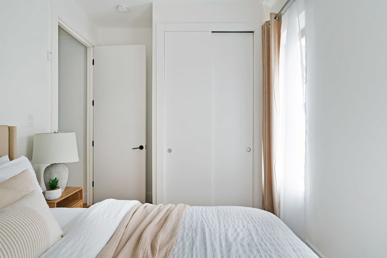 Room 2, 1290-16 New Renovated 2 Bedrooms in UES, New York