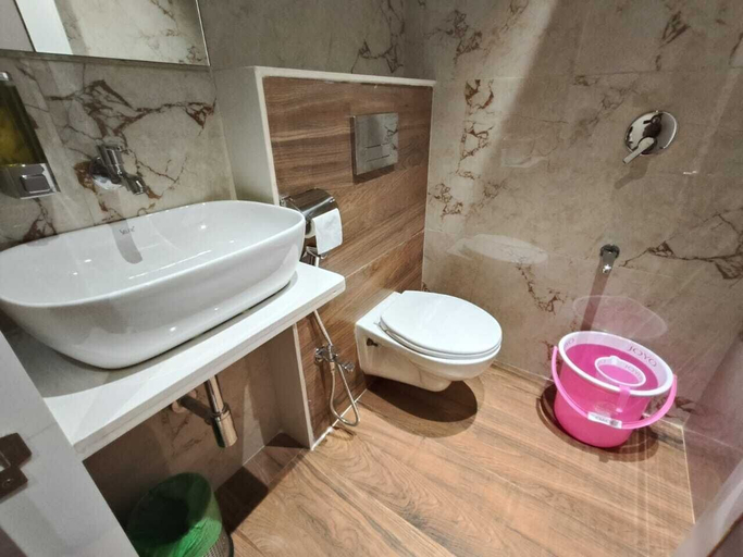 Bathroom 4, Melody Boutique Hotel, Thane
