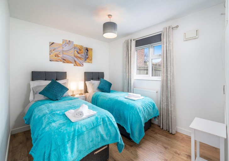 Room 4, Charming Crawley Getaway 1br Near Gatwick Airport, West Sussex