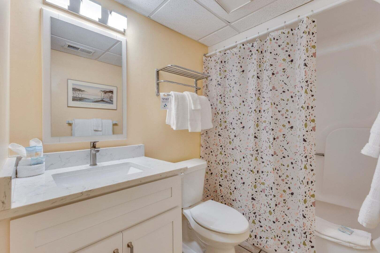 Bathroom 5, 0709 Seaside Serenade by Atlantic Towers, New Hanover