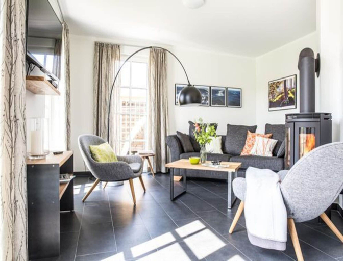 Living room 4, Luxushaus Boddenkuste mit Sauna, Vorpommern-Rügen