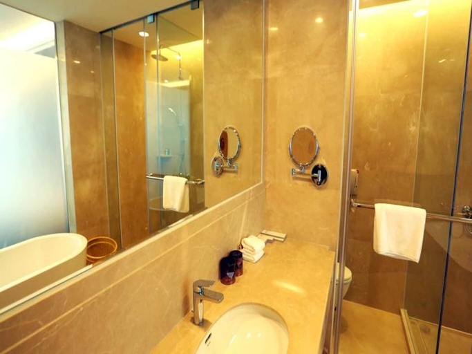 Bathroom 5, Gems Cube International Hotel Shenzhen, Shenzhen