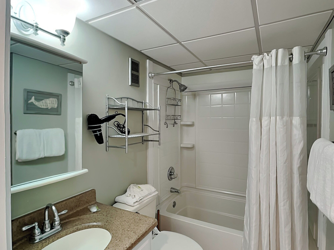 Bathroom 3, Edgewater Tower III #709 by Resort Collection, Bay