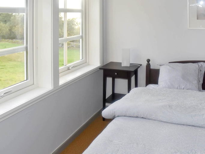 Bedroom 4, 4 Star Holiday Home in Masfjordnes, Masfjorden