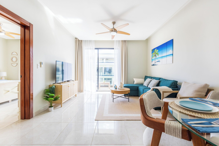 Living area 5, Stylish 1BR Apartment – Pool Access, Close to Beach, Salvaleon de Higuey