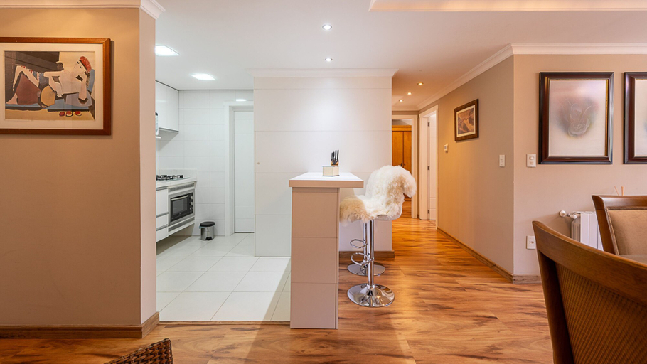 Room 2, Apto com Vaga Aquecimento e Piscina na Vila Su a, Gramado
