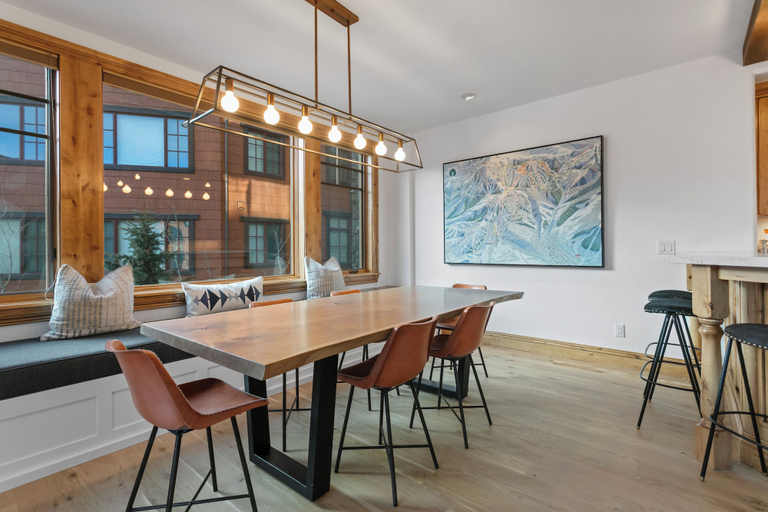 Dining, 4 Bed 3.5 Bath Deer Valley Ski-in/ski-out 4 Bedroom Condo, Summit