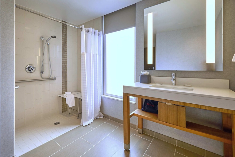 Bathroom 5, Hyatt Place Portland Downtown - Old Port Square, Cumberland